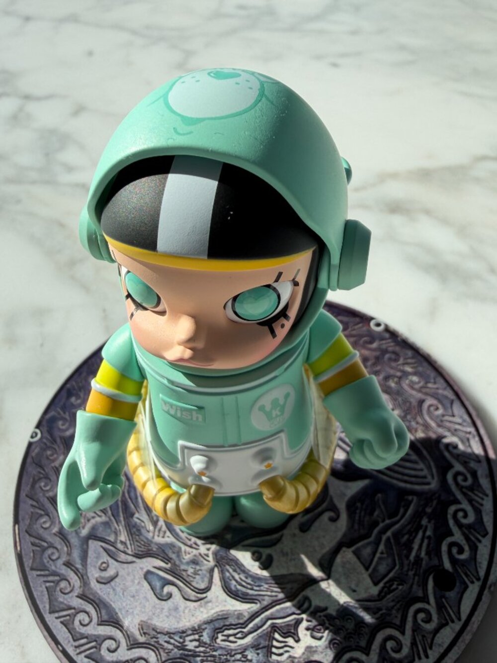 PopMart Mega Space Molly Series 2 - Secret - Wish Bear